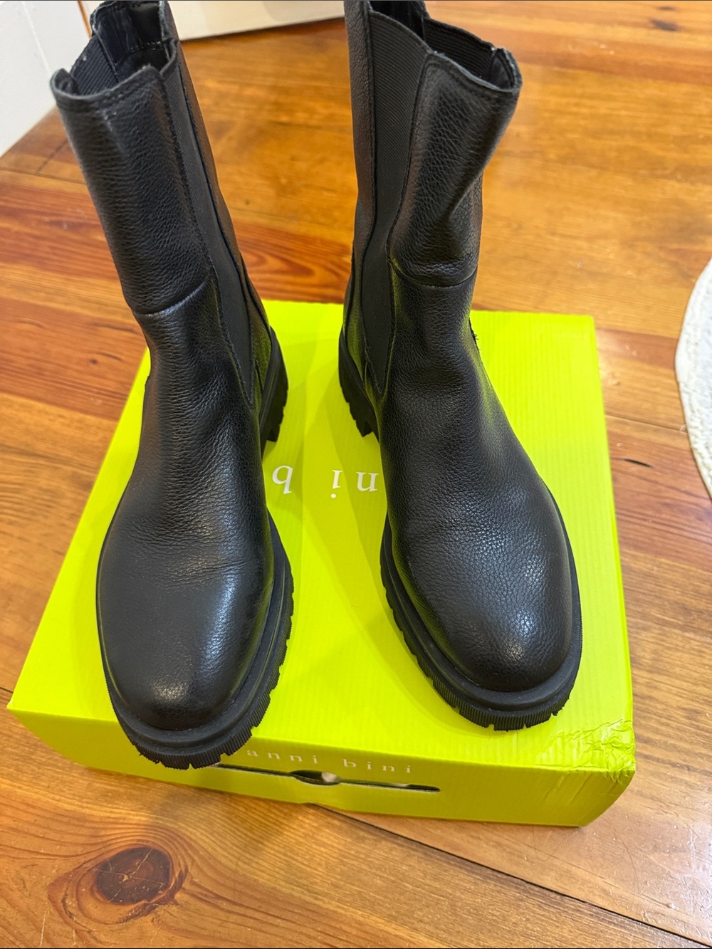 Gianni Bini Black Chunky Chelsea Ankle Boots